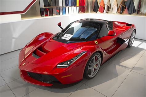 Ferrari Araba