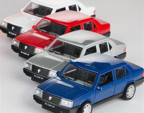 tofaş oyuncak araba